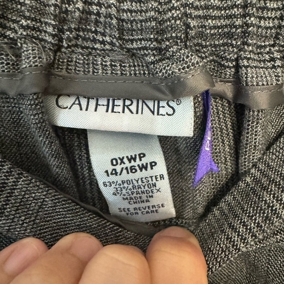 Catherines Gray Plaid Pull On Elastic Petite Pants Size OXWP 14-16WP - Picture 9 of 13